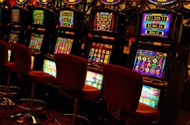 Pragmatic Play live-dealer blackjack table with real dealer and live streaming interface